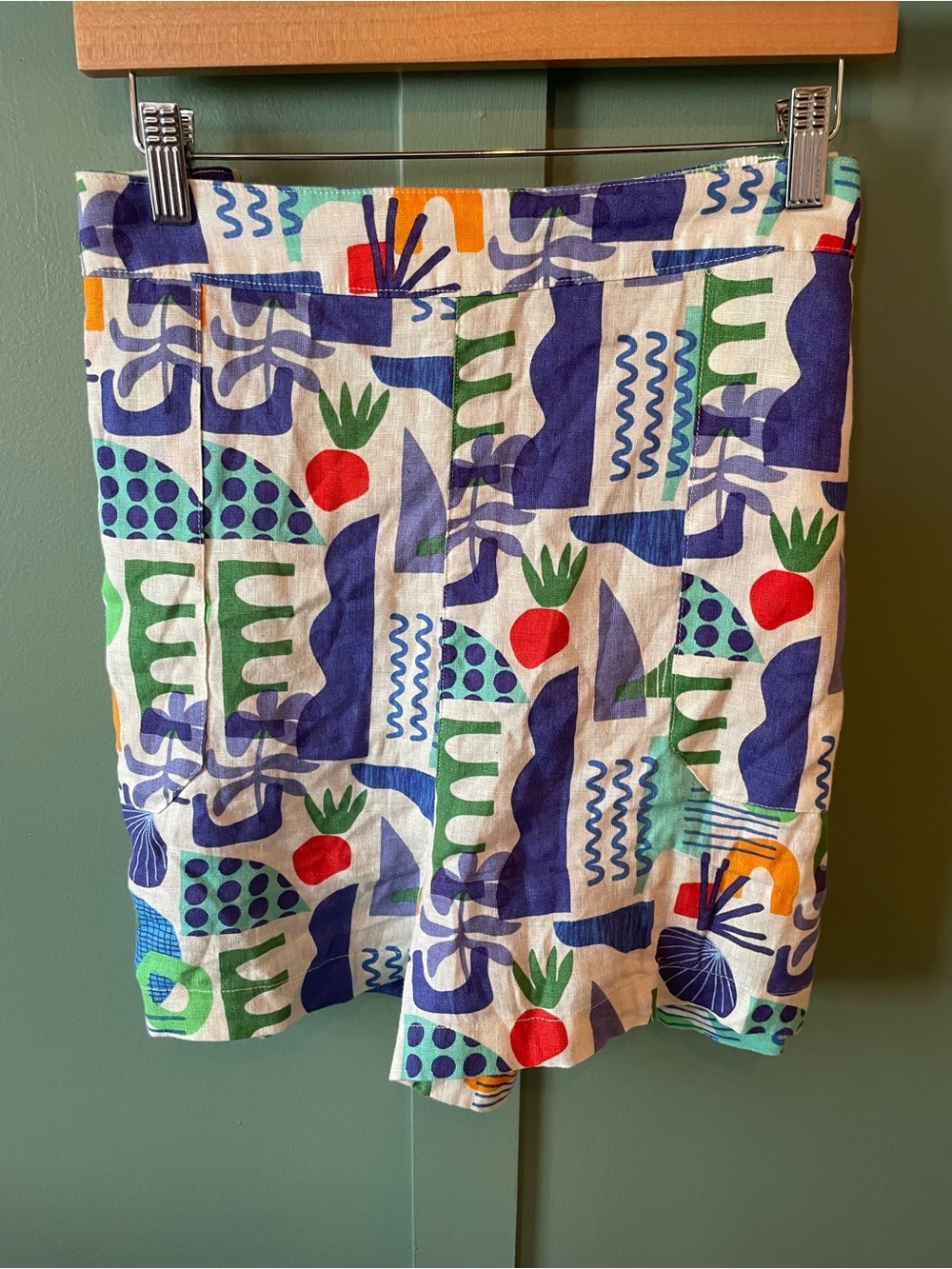 Artonomo Creative coastal Print Cotton Skirt in Blue, Green & Red